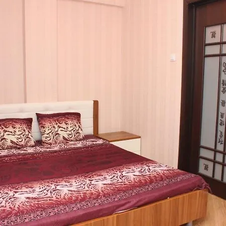 Apartment Geräumige Wohnung mit Sofas und Betten *